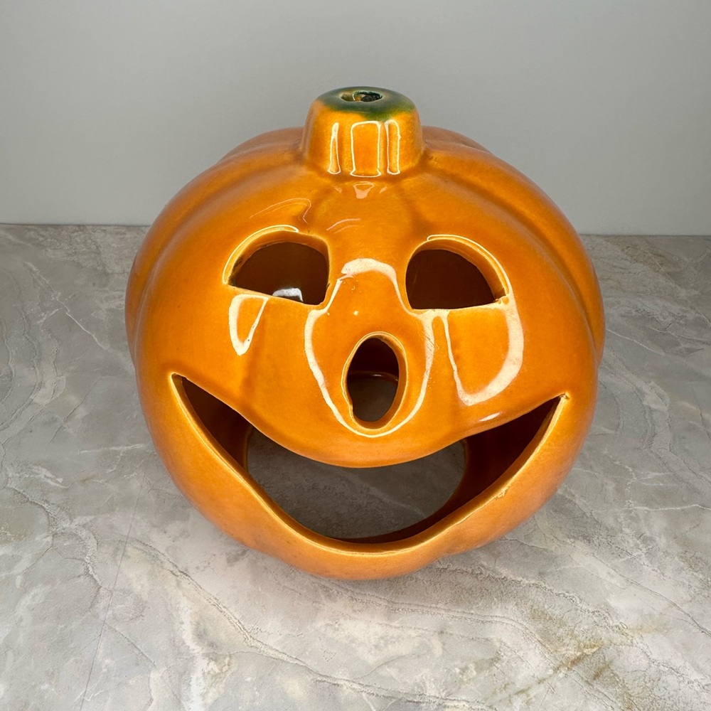 Vintage UPCO USA Ceramic Pumpkin Orange JACK-O-LANTERN Halloween  6.5” Pottery